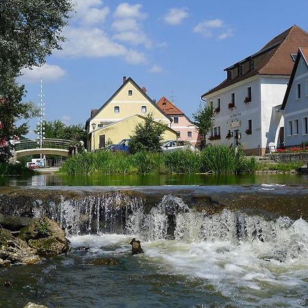 Zum Weissen Roessl Hotell Kallmünz Exteriör bild