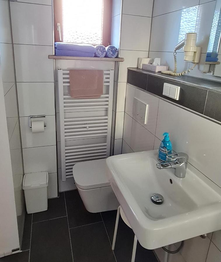 Zum Weissen Roessl Hotell Kallmünz Exteriör bild