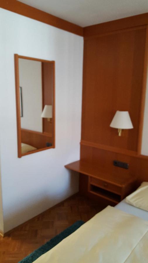 Zum Weissen Roessl Hotell Kallmünz Exteriör bild